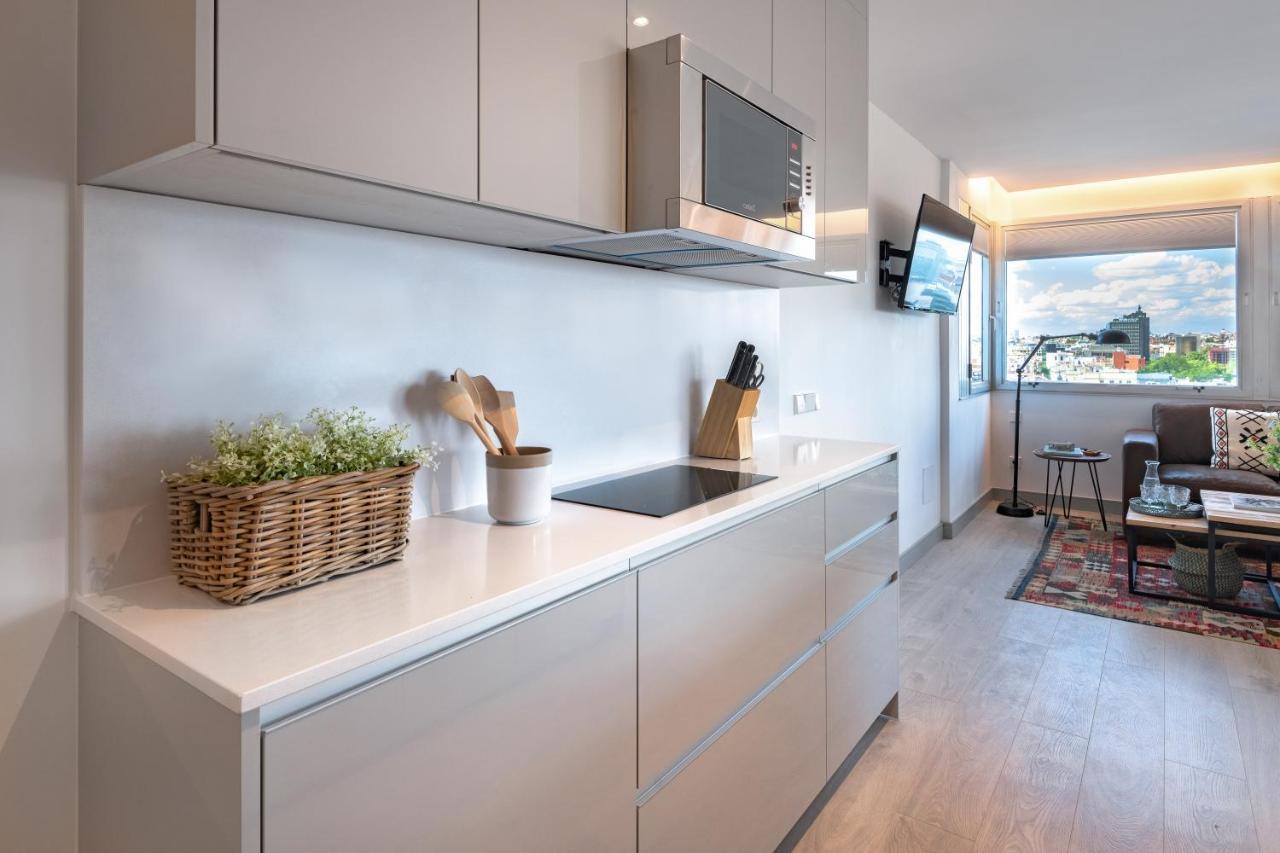 2 Bedrooms 1 Bathroom Furnished - Justicia - Incredible Views - Mintystay マドリード エクステリア 写真