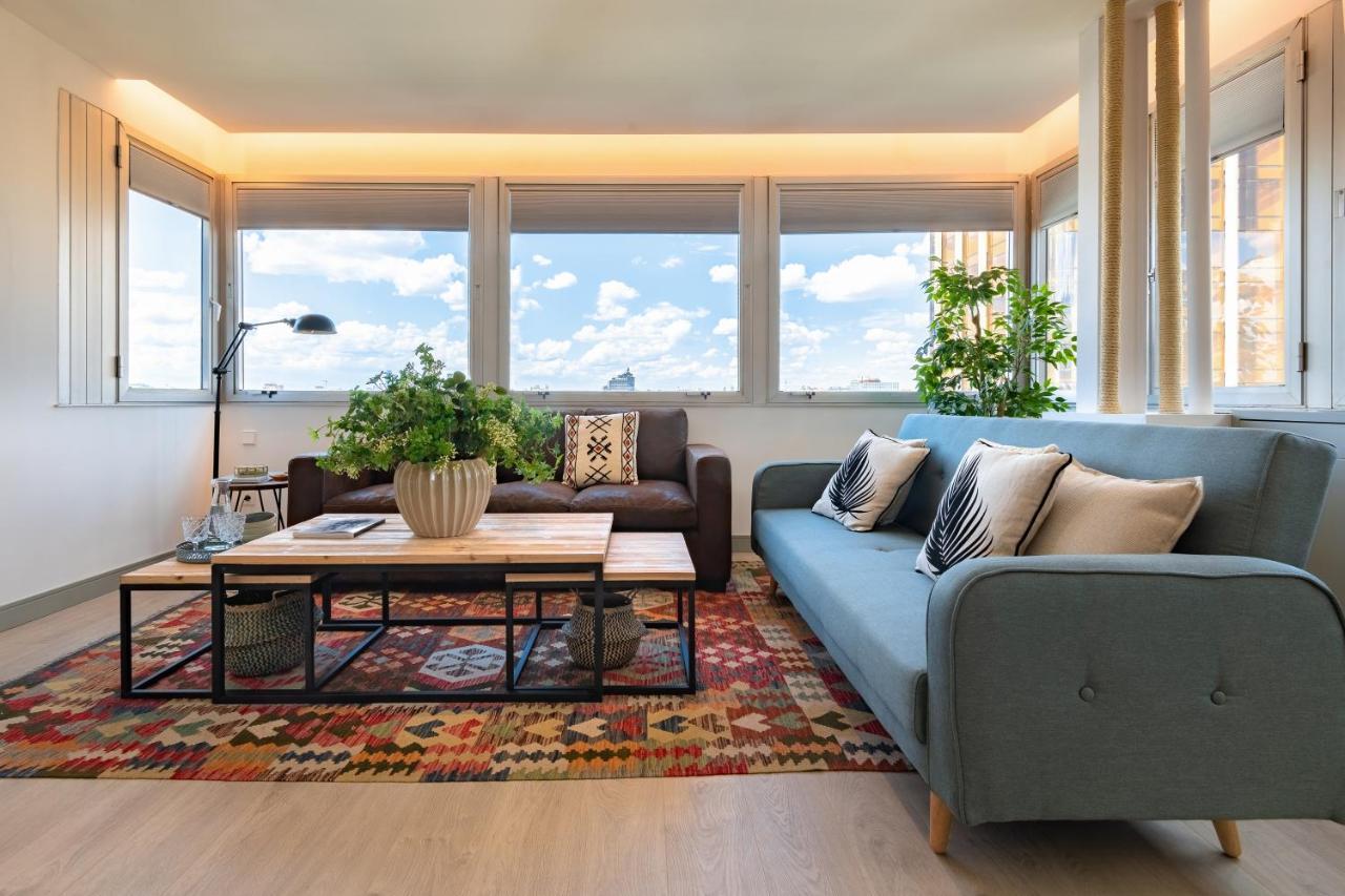 2 Bedrooms 1 Bathroom Furnished - Justicia - Incredible Views - Mintystay マドリード エクステリア 写真