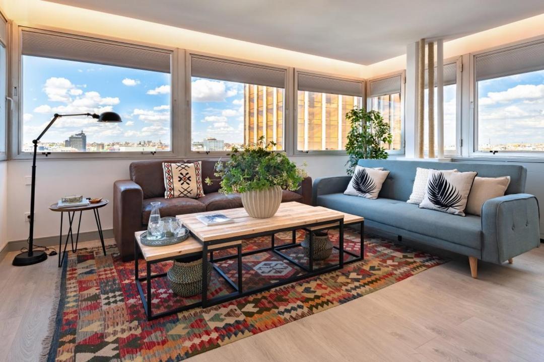 2 Bedrooms 1 Bathroom Furnished - Justicia - Incredible Views - Mintystay マドリード エクステリア 写真