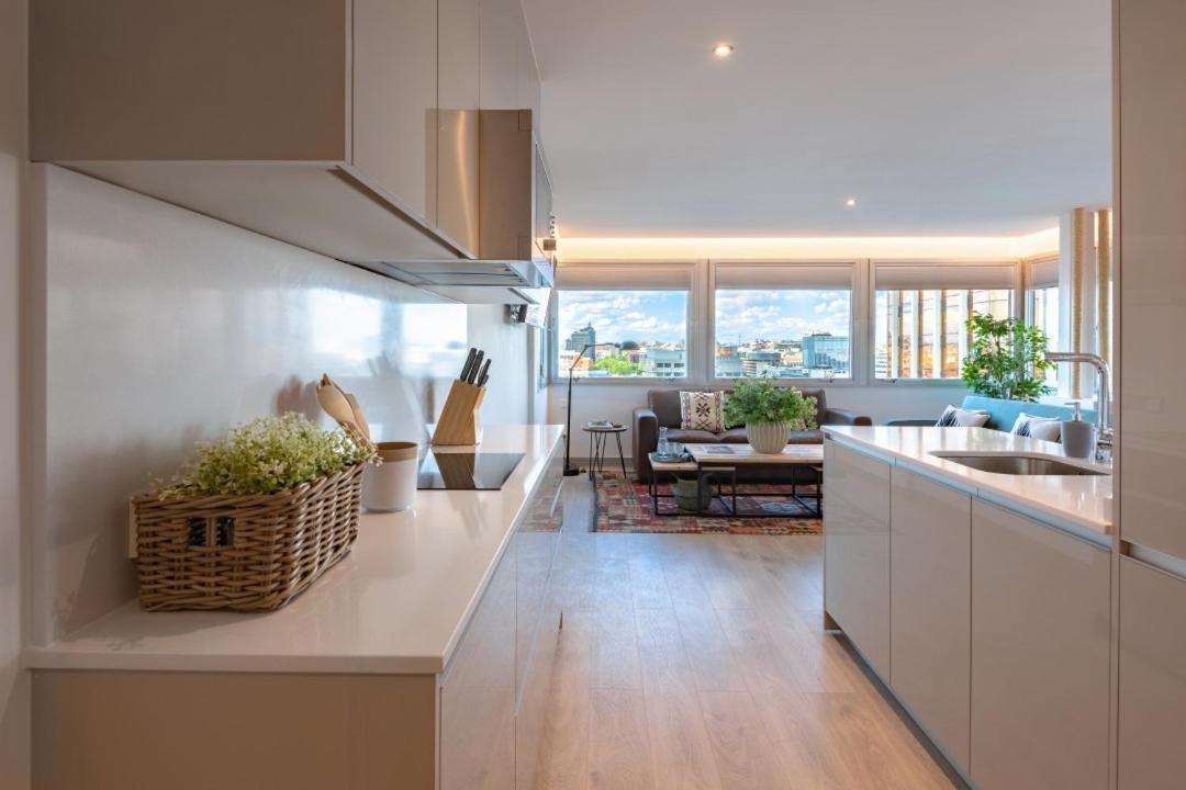 2 Bedrooms 1 Bathroom Furnished - Justicia - Incredible Views - Mintystay マドリード エクステリア 写真